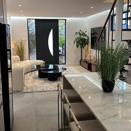 Luxury House - 4p Versailles * Bailly (Yvelines)